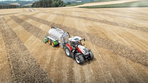 STEYR 6300 TERRUS CVT_PRECISION FARMING