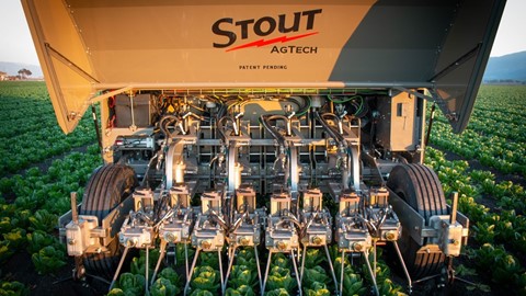 Stout Smart Cultivator Open - CNH Industrial