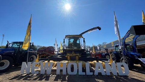 New Holland y COMASA pisan fuerte en Expo Prado Uruguay