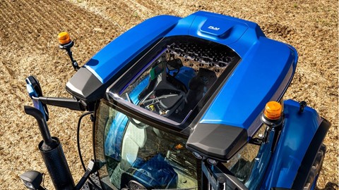 New Holland T7 Methane Power LNG