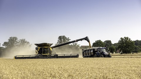 New Holland CR11
