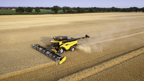 New Holland presenta la CR11 una cosechadora de ltima generaci n