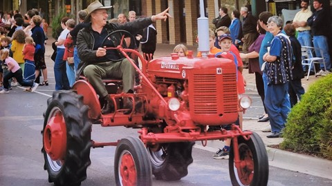 Farmer s labour of love a focal point for Case IH Farmall s centenary celebrations