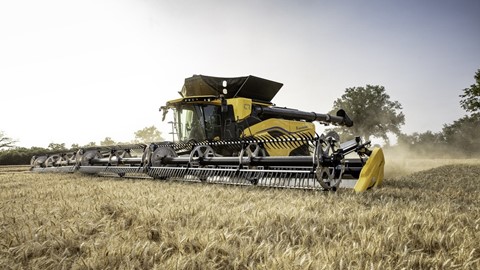 New Holland CR11 Combine Debut Tour Takes Off in North America