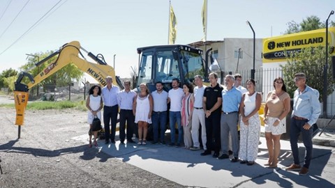 New Holland presenta en Expoagro lo ltimo en inteligencia artificial y producci n nacional