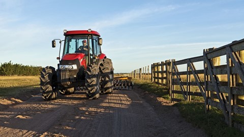 Trator Farmall