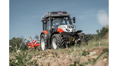 STEYR AND TU WIEN UNVEIL FCTRAC BIOGENIC HYDROGEN POWERED TRACTOR PROJECT