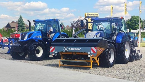 Firma Rolmax autoryzowany dealer marki New Holland otwiera zmodernizowany oddzia w Bia ce