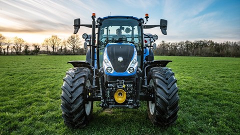 New Holland T5 Dual Command