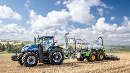 New Holland at the 2025 International Agricultural Show with the T7 270 Methane Power