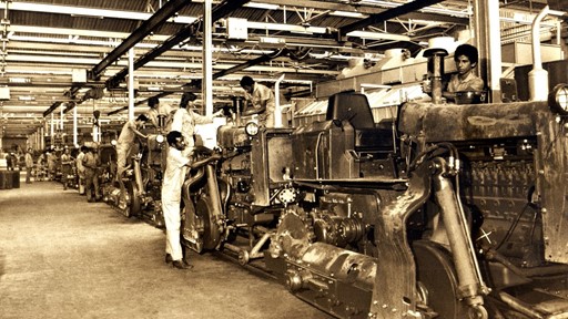 New Holland Construction 75 anos Linha de montagem d cada de 70