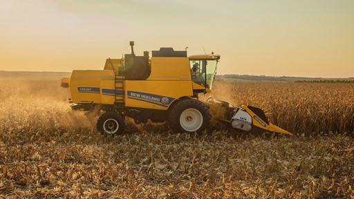 Colheitadeira TX5 90 da New Holland