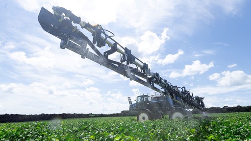 Pulverizador Defensor 3500 da New Holland