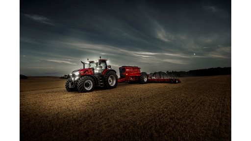 case-ih-previews-new-optum-series-tractors-with-more-power-and-flexible-application-solutions