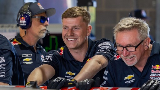 bathurst-supercars-experience-an-eye-opener-for-zac