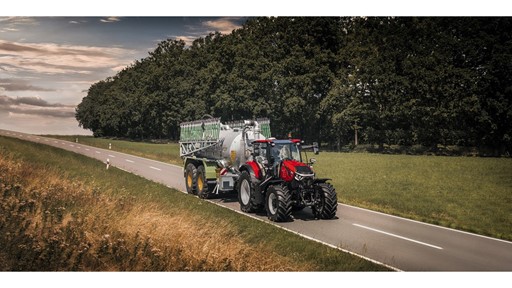 all-new-case-ih-puma-series-tractor--improved-maneuverability-and-elevated-operator-experience