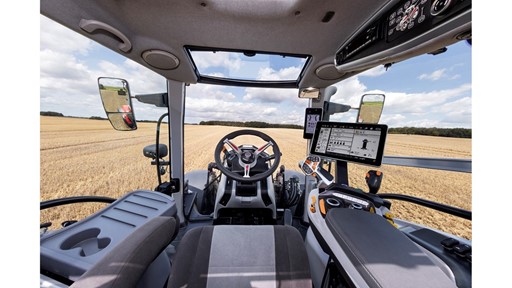 new-steyr--impuls-tractors-combine-compact-power-with-premium-comfort-and-intelligent-control
