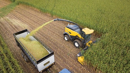 new-holland-fr780_003