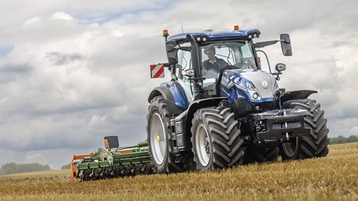 New Holland T7 Standard Wheelbase 2