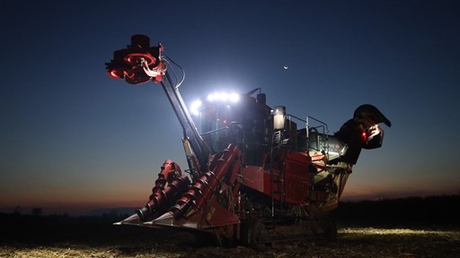 team-of-austofts-bring-cane-in-on-time-for-burdekin-region-operation-despite-early-season-challenges