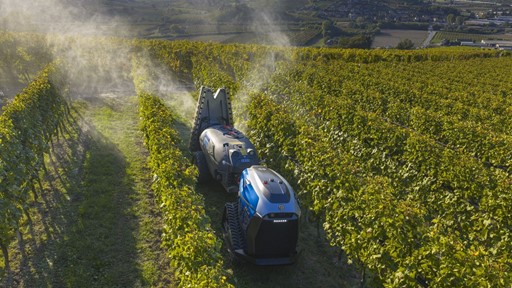 New Holland presenta el robot autónomo R4 en el GOFAR Field Day France