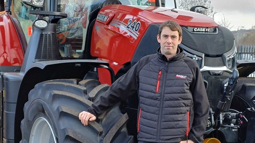 Case IH announces the appointment of Townson Tractors Ltd and Expanded Territories for Lloyd Ltd