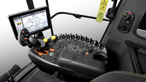New Holland presenta la nueva linea de cosechadoras CR en Expoagro