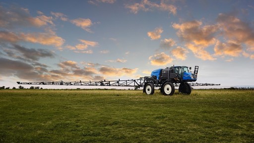 Precisión y alto rendimiento: el nuevo pulverizador Defensor 4000 de New Holland que se presenta en Expoagro
