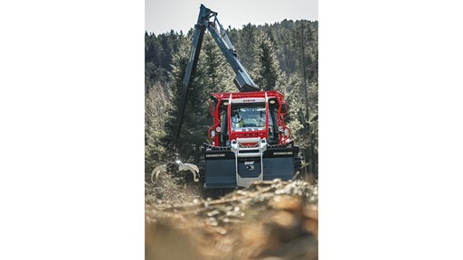 STEYR 6150 Profi CVT forestry crane