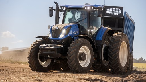 Trator T7 300 AutoCommand da New Holland