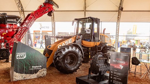 p carregadeira 721E a etanol