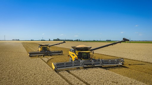 Fairfield Farms upgrades to New Holland CR11 combines after wet tough trial season