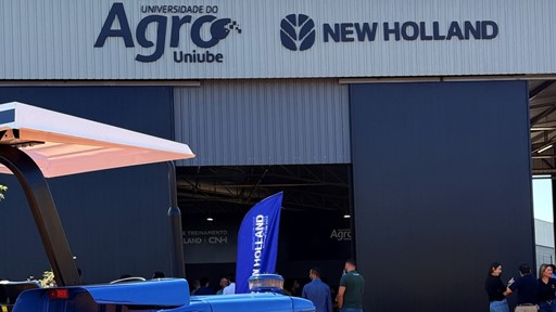 New Holland inaugura Centro de Treinamento na Cidade do Agro para capacitar alunos de cursos ligados agricultura