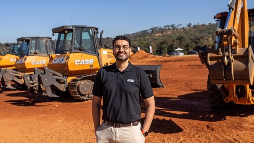 Henrique S l der de CASE Construction Equipment para Am rica Latina