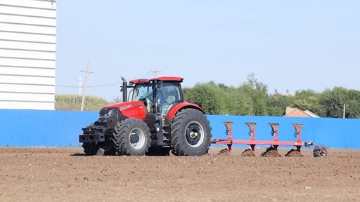 Case IH Puma 2704
