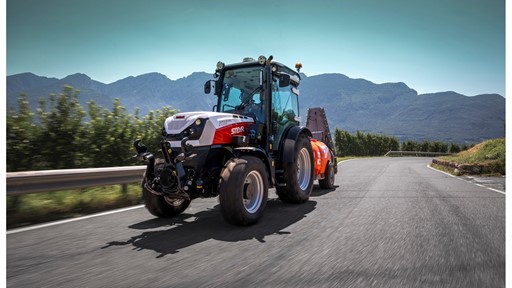 STEYR Traktoren Spezial F CVT Road