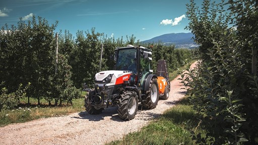 STEYR RETURNS TO SPECIALTY TRACTORS WITH NEW SPEZIAL F CVT
