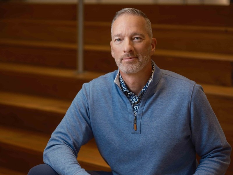 Glenn Robertson - 首席审计执行官