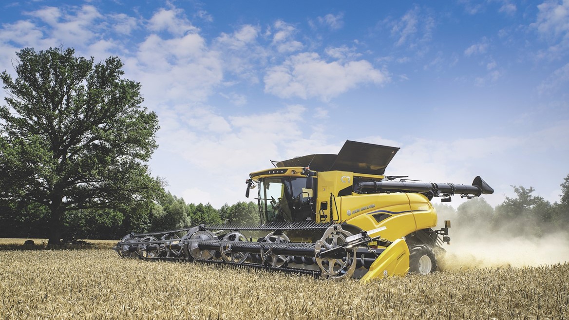 New Holland Agriculture Unveils Upgrades To 2024 CR Series Combine   648429 