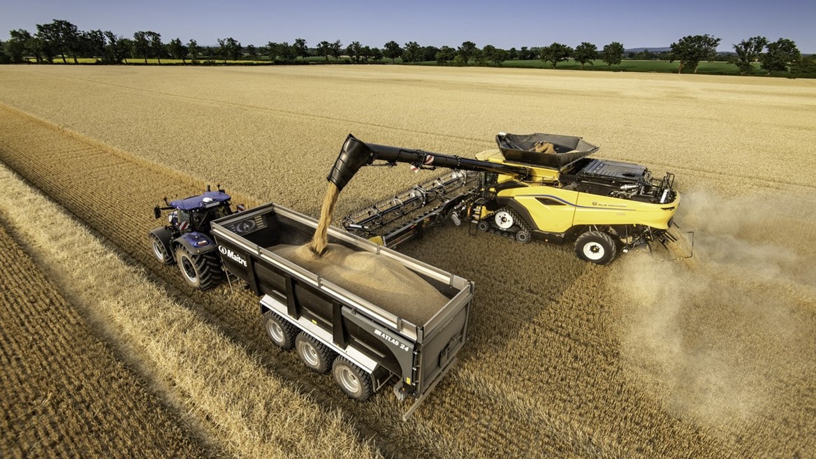 New Holland CR11