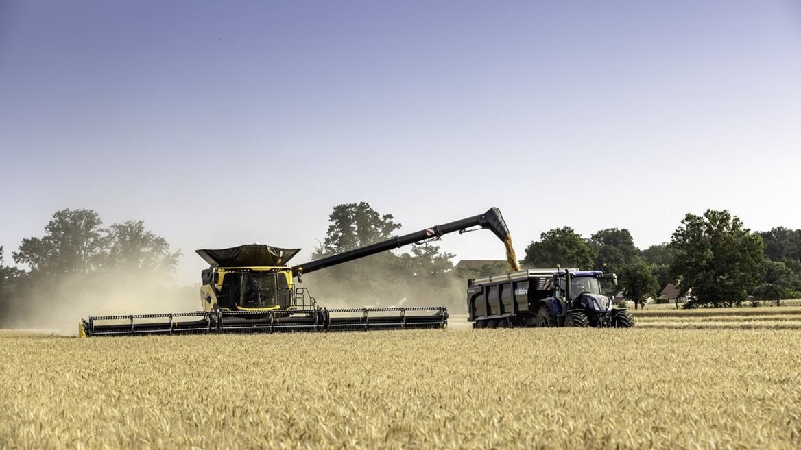 New Holland CR11