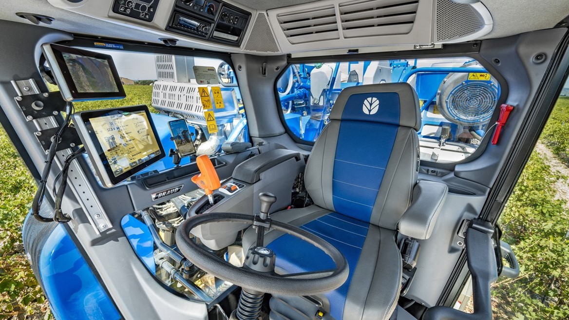 New Holland Braud compact grape harvesters