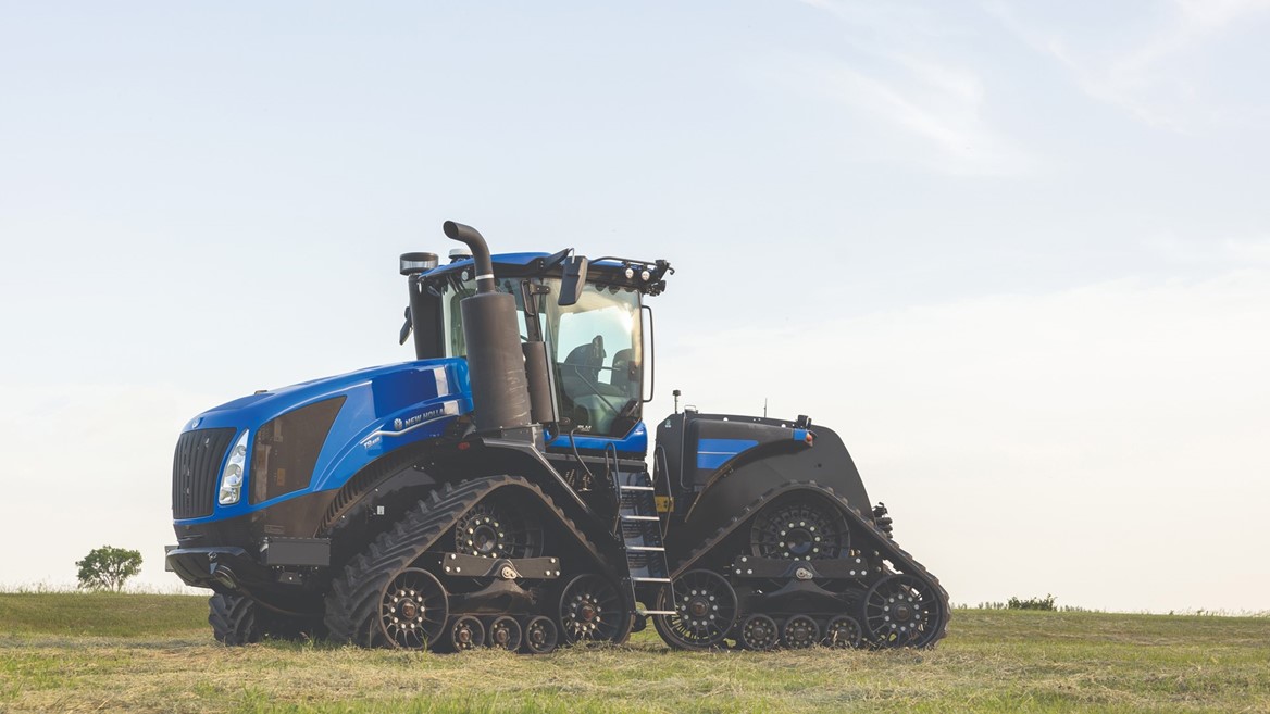 New Holland T9 SmartTrax with PLM Intelligence