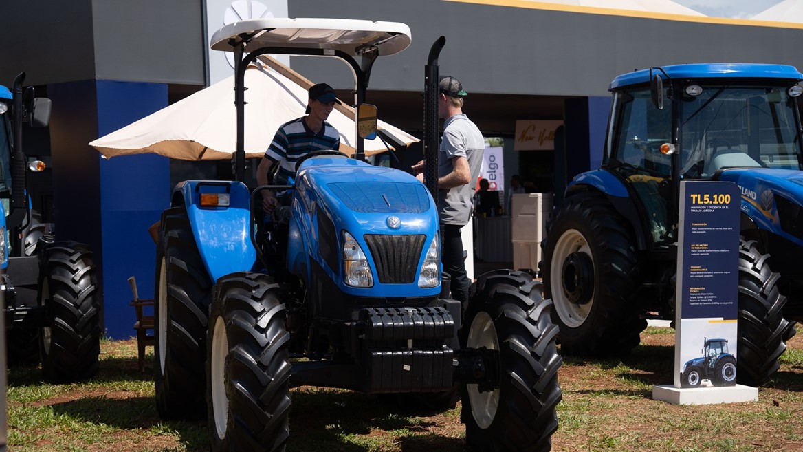New Holland present sus productos m s destacados en Innovar 2024