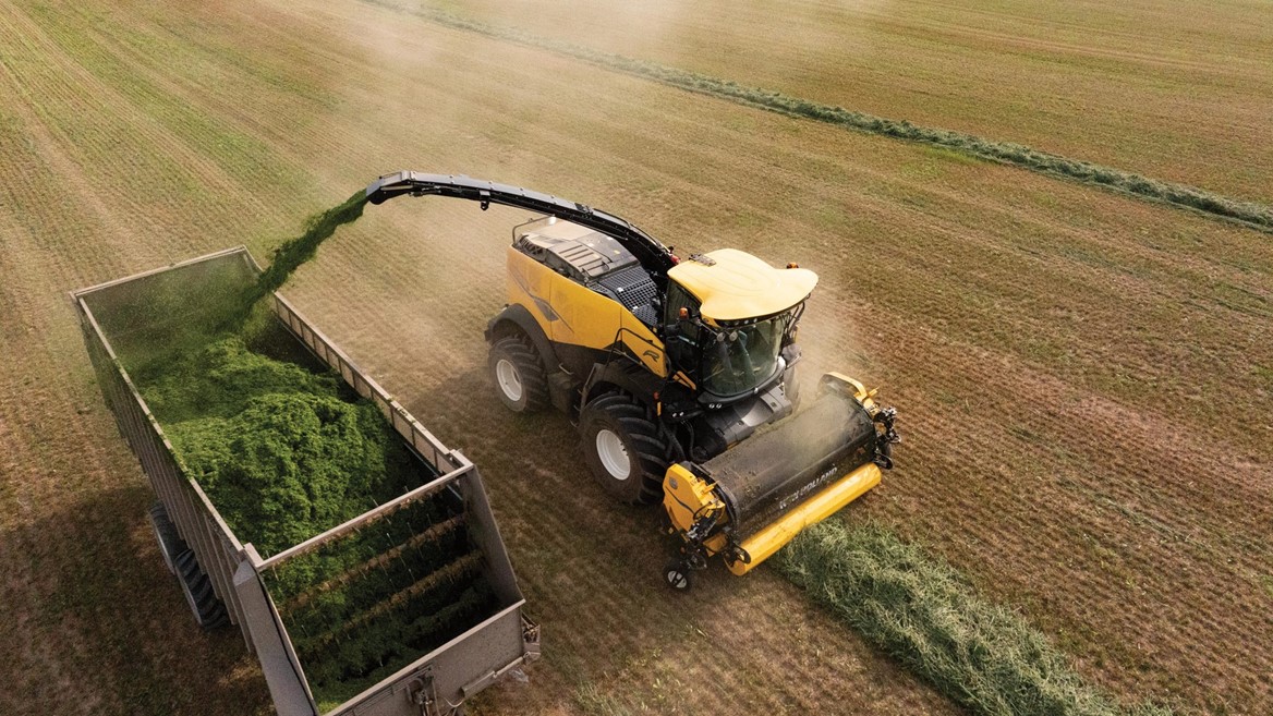 El sistema de guiado avanzado de New Holland para tractores especiales gana el premio EIMA a la innovaci n tecnica