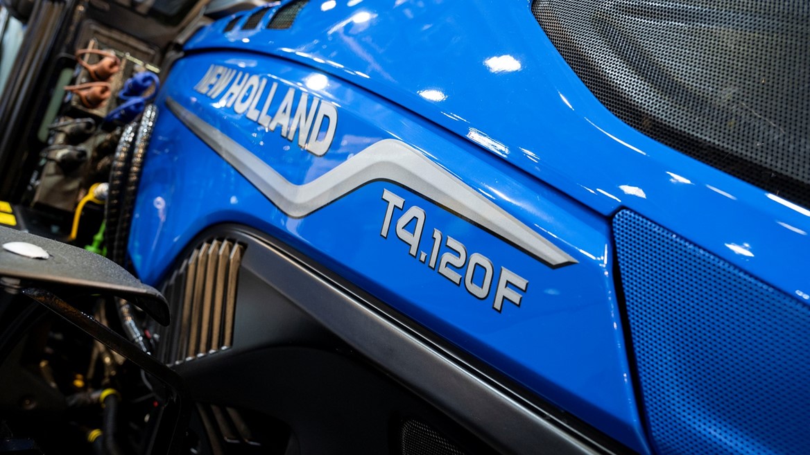 T4 Specialty tractors MY25