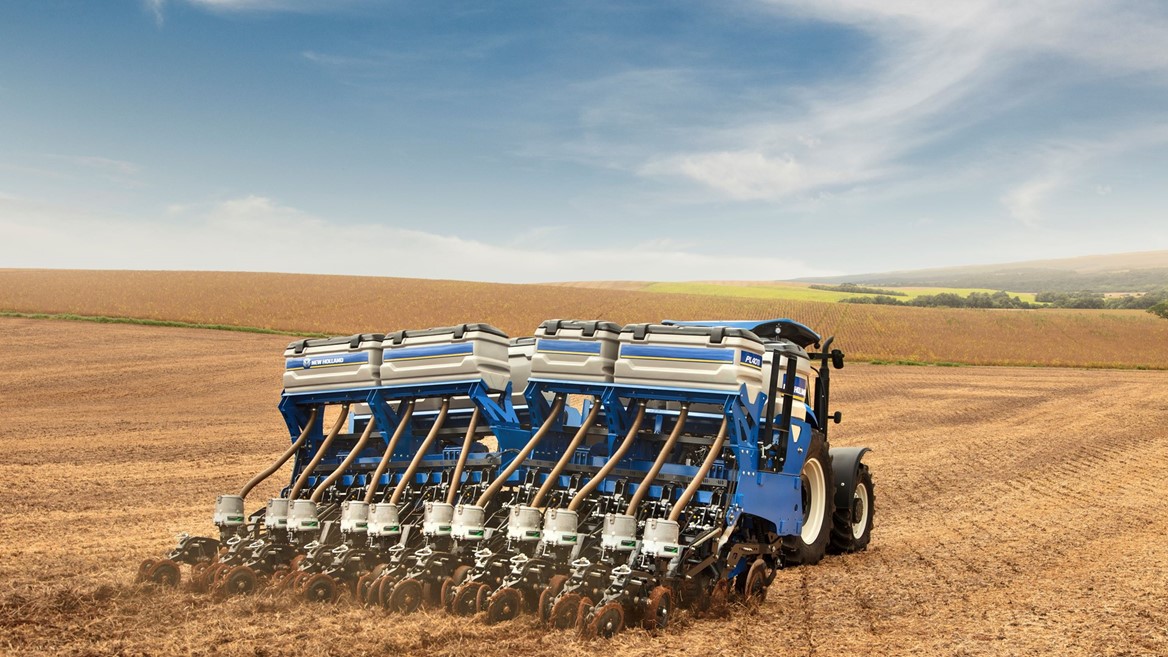 Para pequenos e m dios produtores a New Holland apresenta no Show Rural Coopavel a sua linha de plantadeiras PL4000