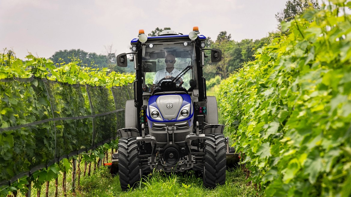 New Holland T4120F Auto Command MY25 001