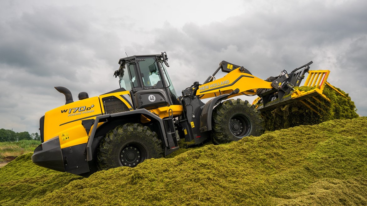 New Holland W170D Forage Power 11