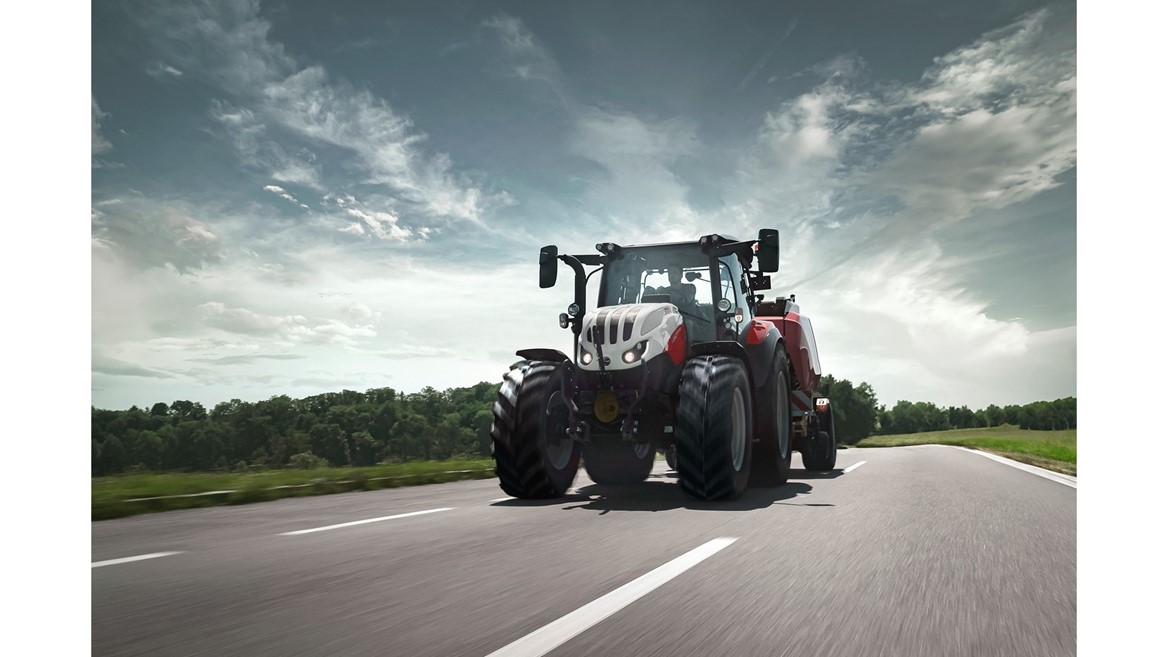 MORE CHOICE FOR STEYR EXPERT CUSTOMERS TWO TRANSMISSIONS AND THREE FEATURE PACKS